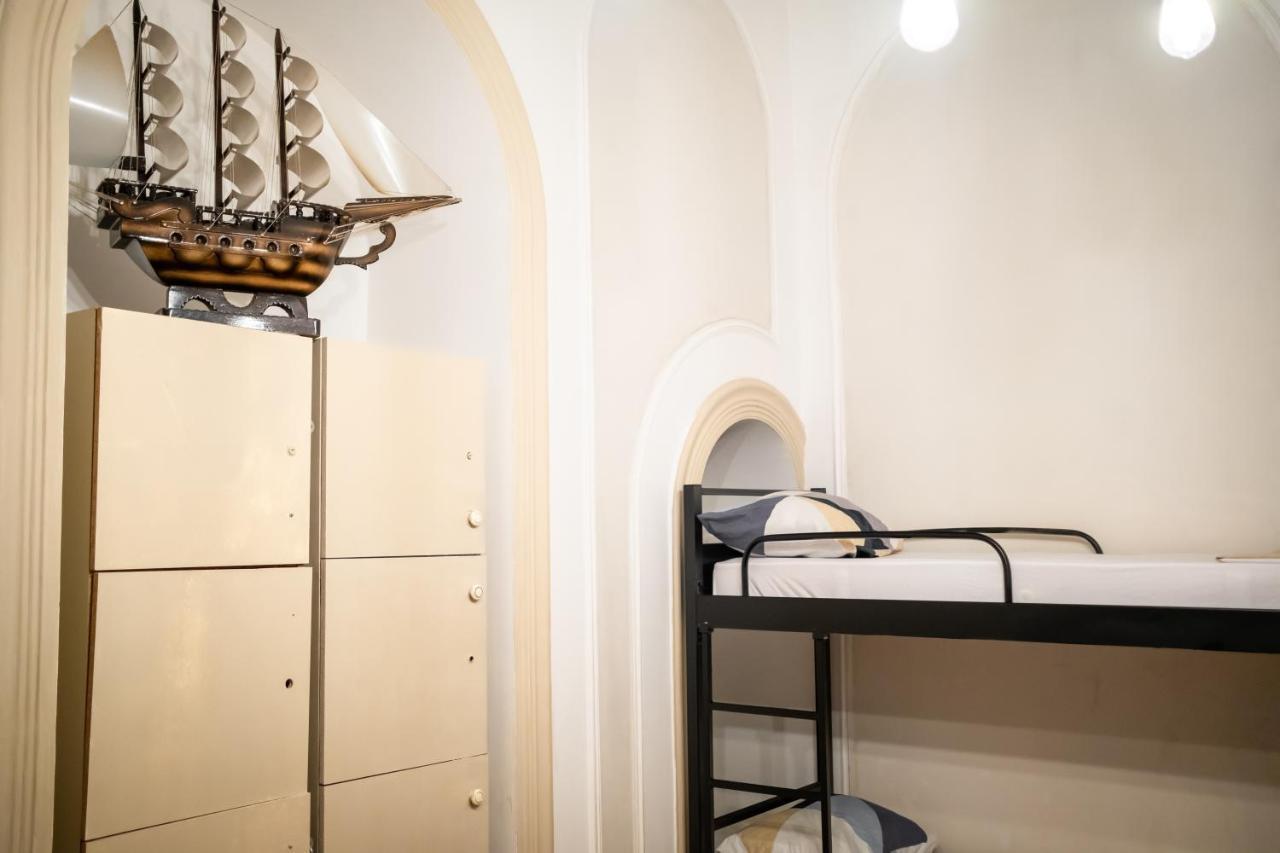 Flora Music & Art Hostel Baku Ngoại thất bức ảnh