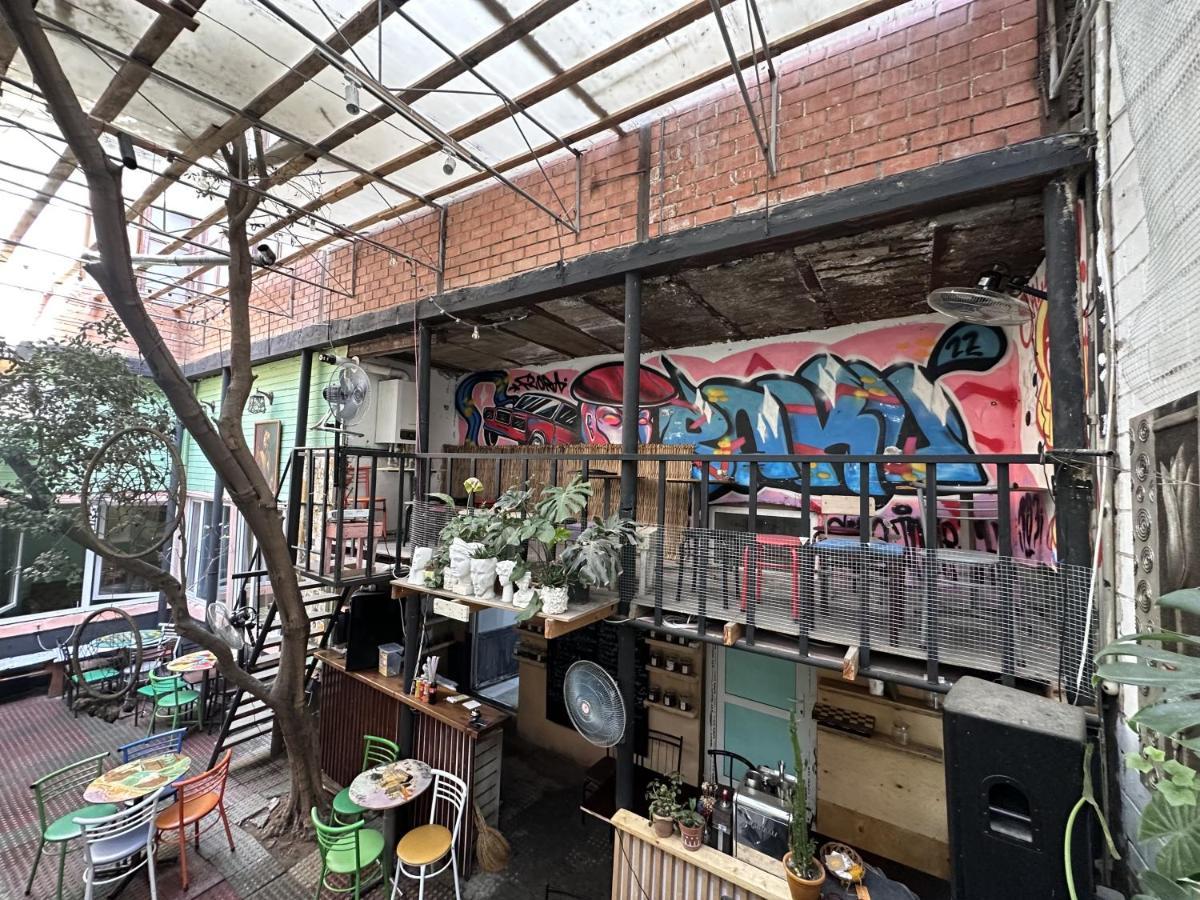 Flora Music & Art Hostel Baku Ngoại thất bức ảnh